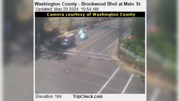 Traffic Cam Hillsboro: Washington County - Brookwood Blvd at Main St