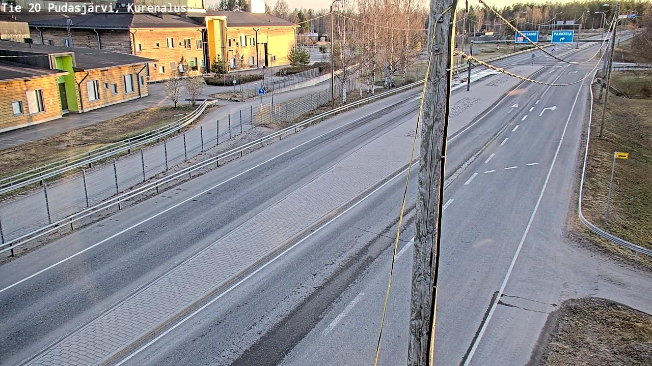 Traffic Cam Pudasjarvi: Tie - Kurenalus - Kuusamoon