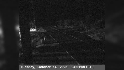 Traffic Cam Upper Lake › East: SR-20 : West Of SR-29 - Looking West (C009)