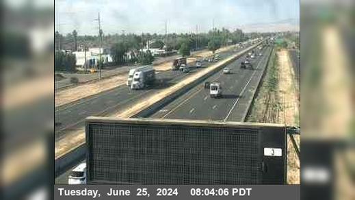 Traffic Cam Mossdale › South: SB I-5 Lathrop Rd