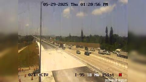 Traffic Cam Biscayne Gardens: I-95 at Northwest 151st Street