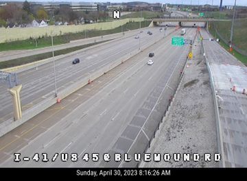Traffic Cam Rothschild: I-41/US 45 at Bluemound Rd