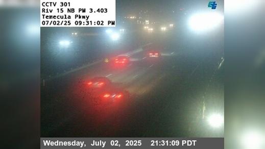 Traffic Cam Rancho Meadows › North: I-15 : (301) Temecula Parkway