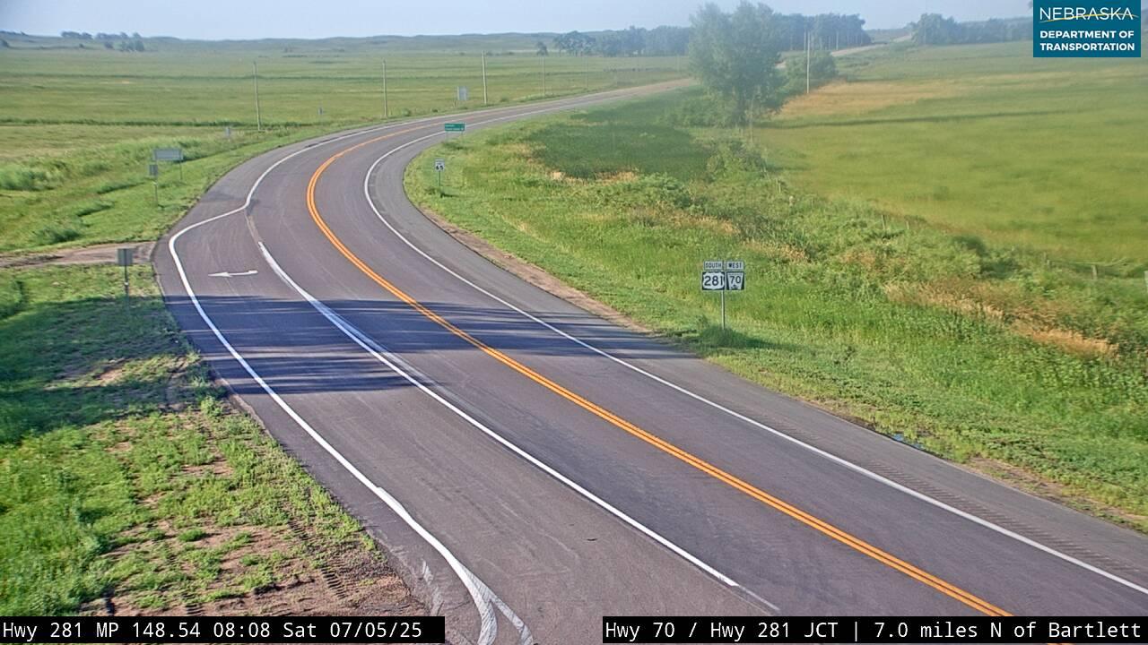 Traffic Cam Cumminsville › South: US 281: N of Bartlett: South