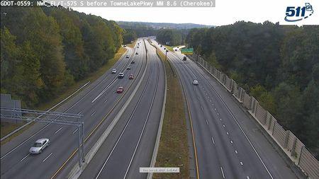 Traffic Cam Woodstock: GDOT-CAM-559--1