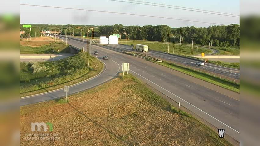 Traffic Cam Arden Hills: I-694: I-694 EB @ I-35W NB