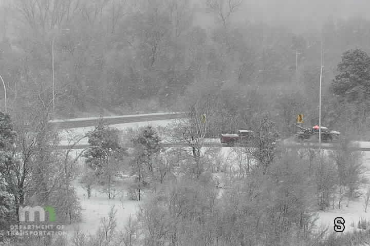Traffic Cam Shoreview: I-35W: I-35W NB @ T.H.10 EB