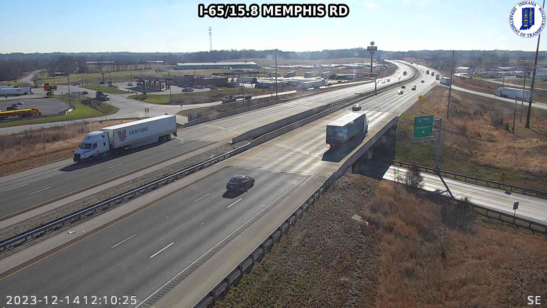 Traffic Cam Memphis: I-65: I-65/15.8 - RD : I-65/15.8 - RD