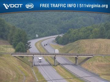 Traffic Cam Bland: I-77 - MM 52.6 - SB