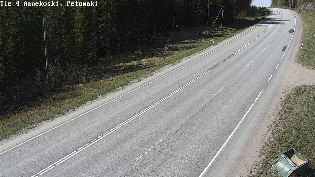 Traffic Cam Aanekoski: Tie 4 Äänekoski. Petomäki - Ouluun