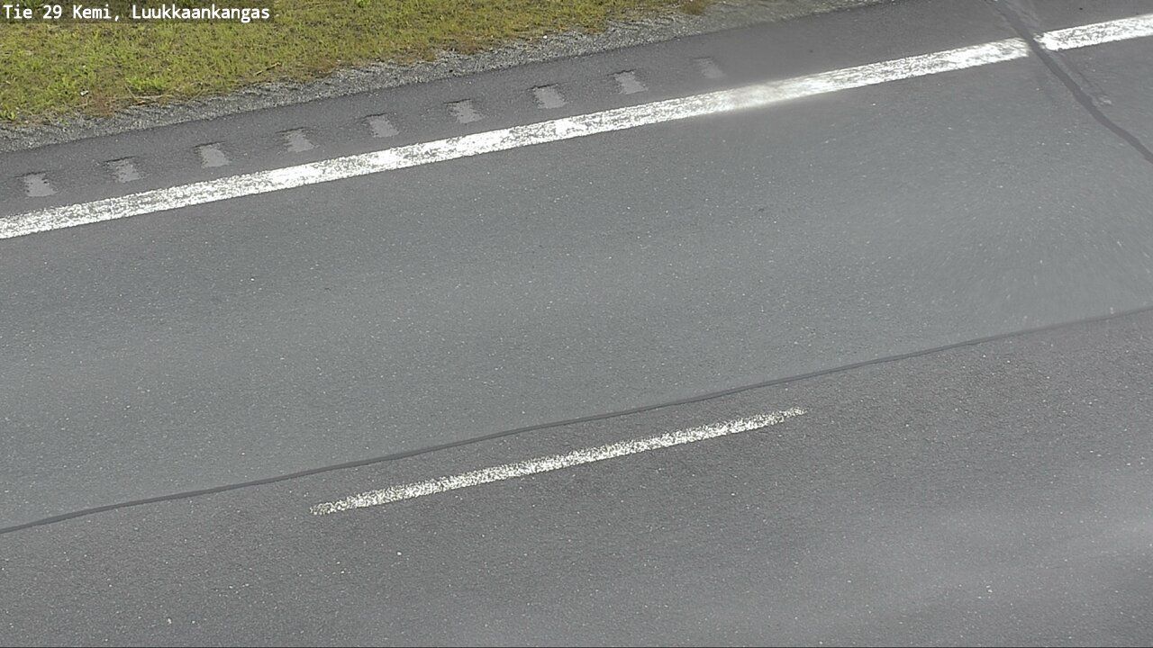 Traffic Cam Tornio: Tie29 Luukkaankangas - Tienpinta