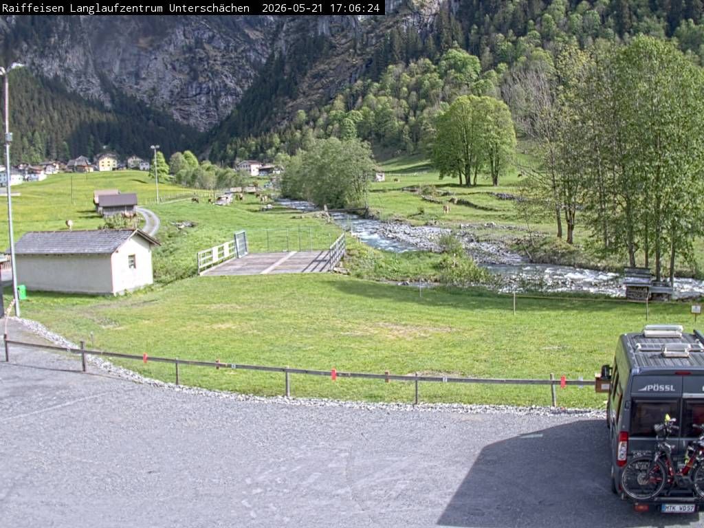 Unterschächen › Südosten: Raiffeisen Langlaufzentrum Unterschächen, Klausenpass