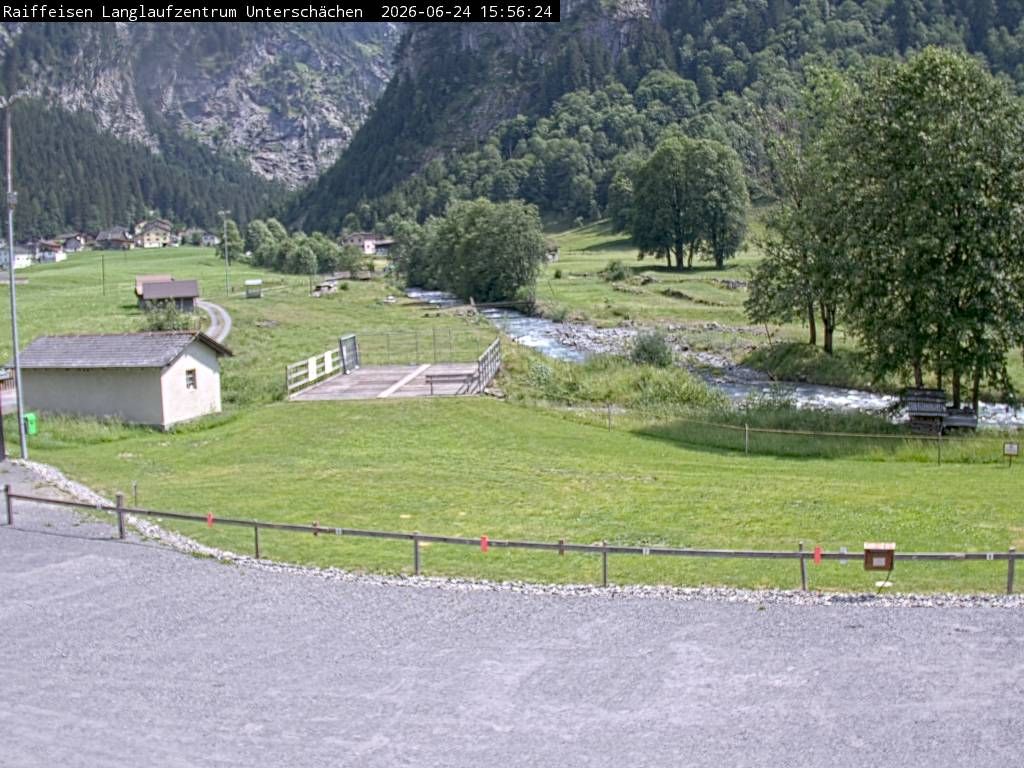 Unterschächen › Südosten: Raiffeisen Langlaufzentrum Unterschächen, Klausenpass