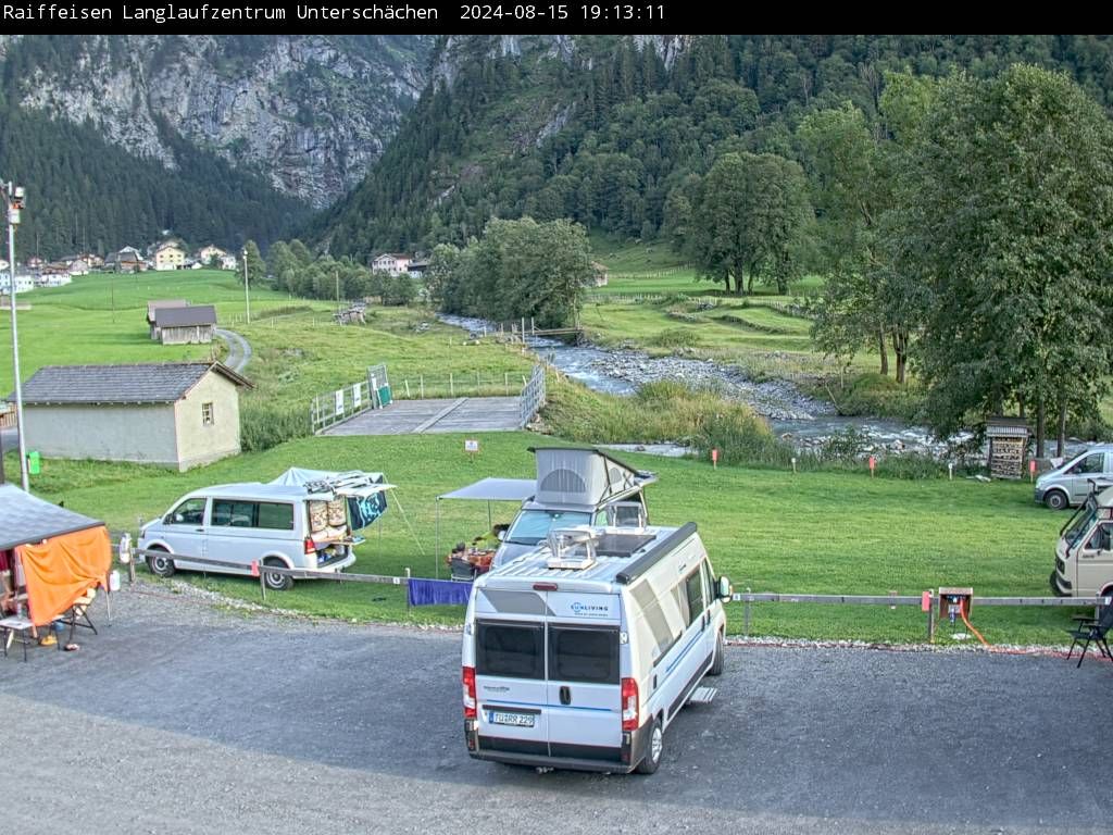 Unterschächen › Süd-Ost: Raiffeisen Langlaufzentrum Unterschächen, Klausenpass