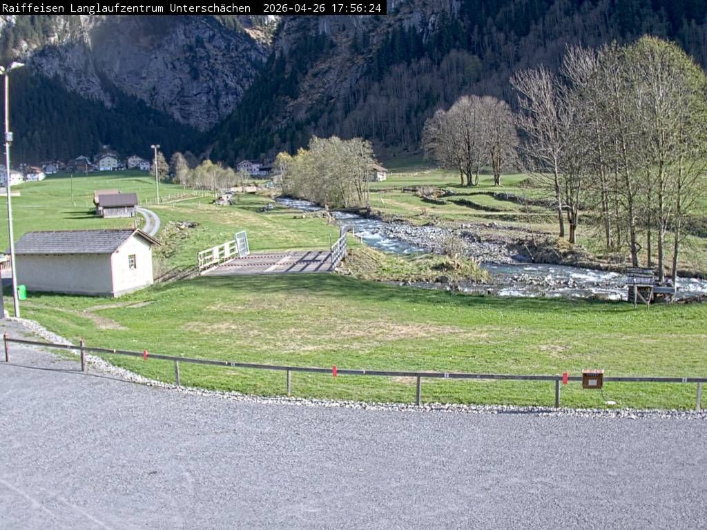 Unterschächen › Südosten: Raiffeisen Langlaufzentrum Unterschächen, Klausenpass