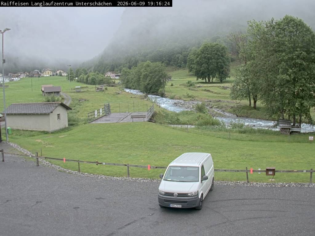 Unterschächen › Südosten: Raiffeisen Langlaufzentrum Unterschächen, Klausenpass