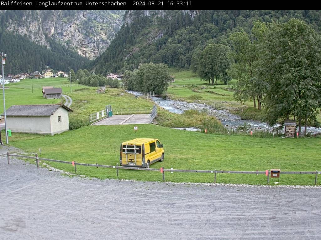 Unterschächen › Süd-Ost: Raiffeisen Langlaufzentrum Unterschächen, Klausenpass