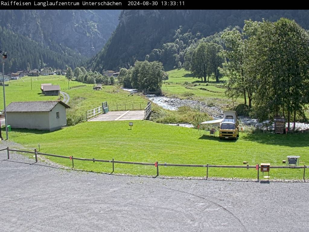 Unterschächen › Süd-Ost: Raiffeisen Langlaufzentrum Unterschächen, Klausenpass