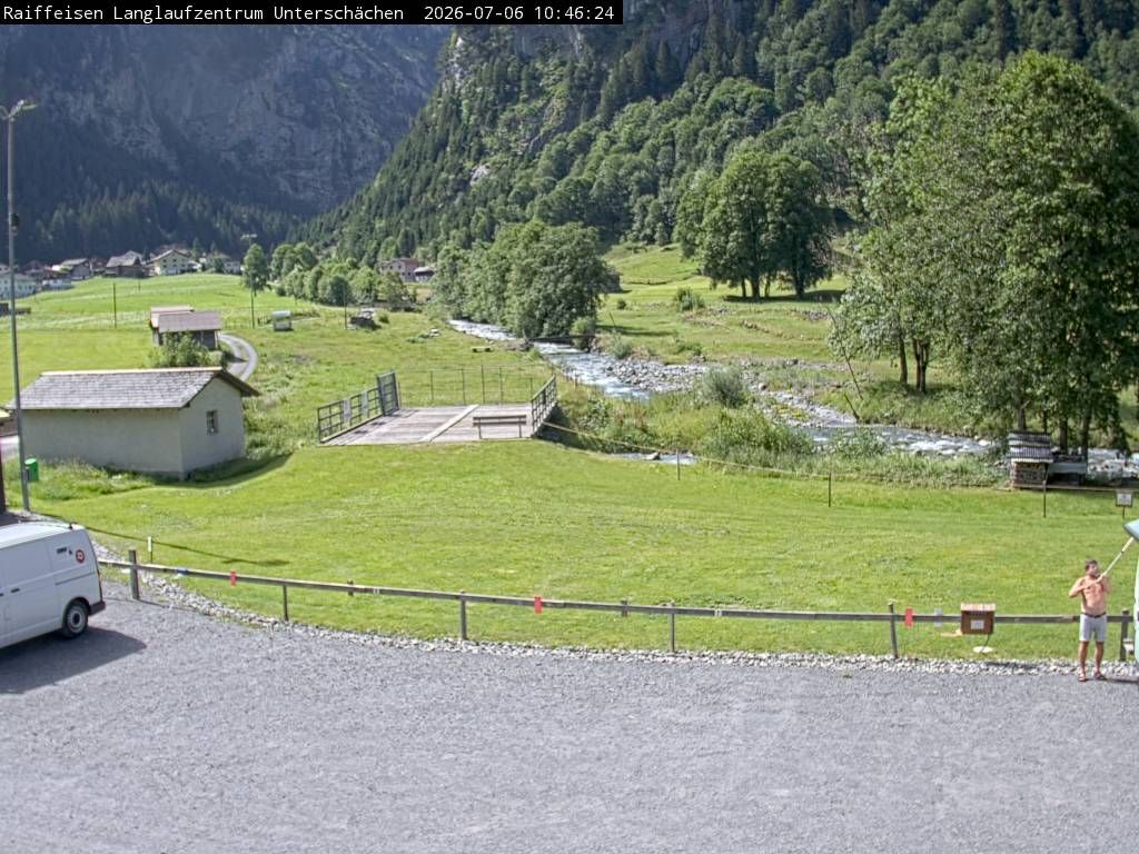 Unterschächen › Südosten: Raiffeisen Langlaufzentrum Unterschächen, Klausenpass