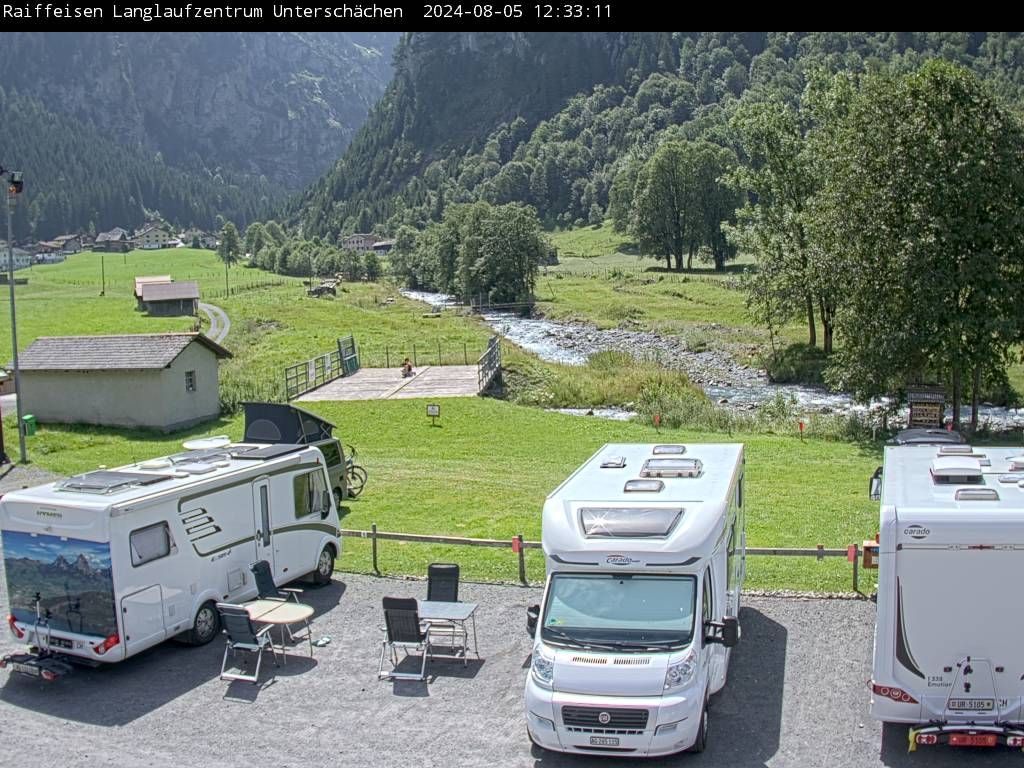 Unterschächen › Süd-Ost: Raiffeisen Langlaufzentrum Unterschächen, Klausenpass