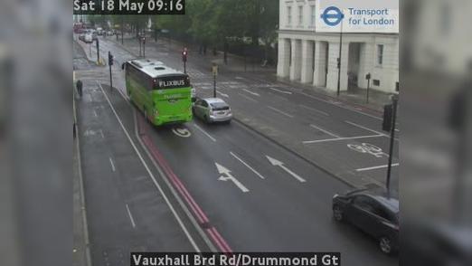 Traffic Cam London: Vauxhall Brd Rd/Drummond Gt