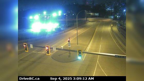 Traffic Cam New Westminster › North: Hwy 17 (South Fraser Perimeter Rd) at Tannery Rd Overpass in Surrey, looking north
