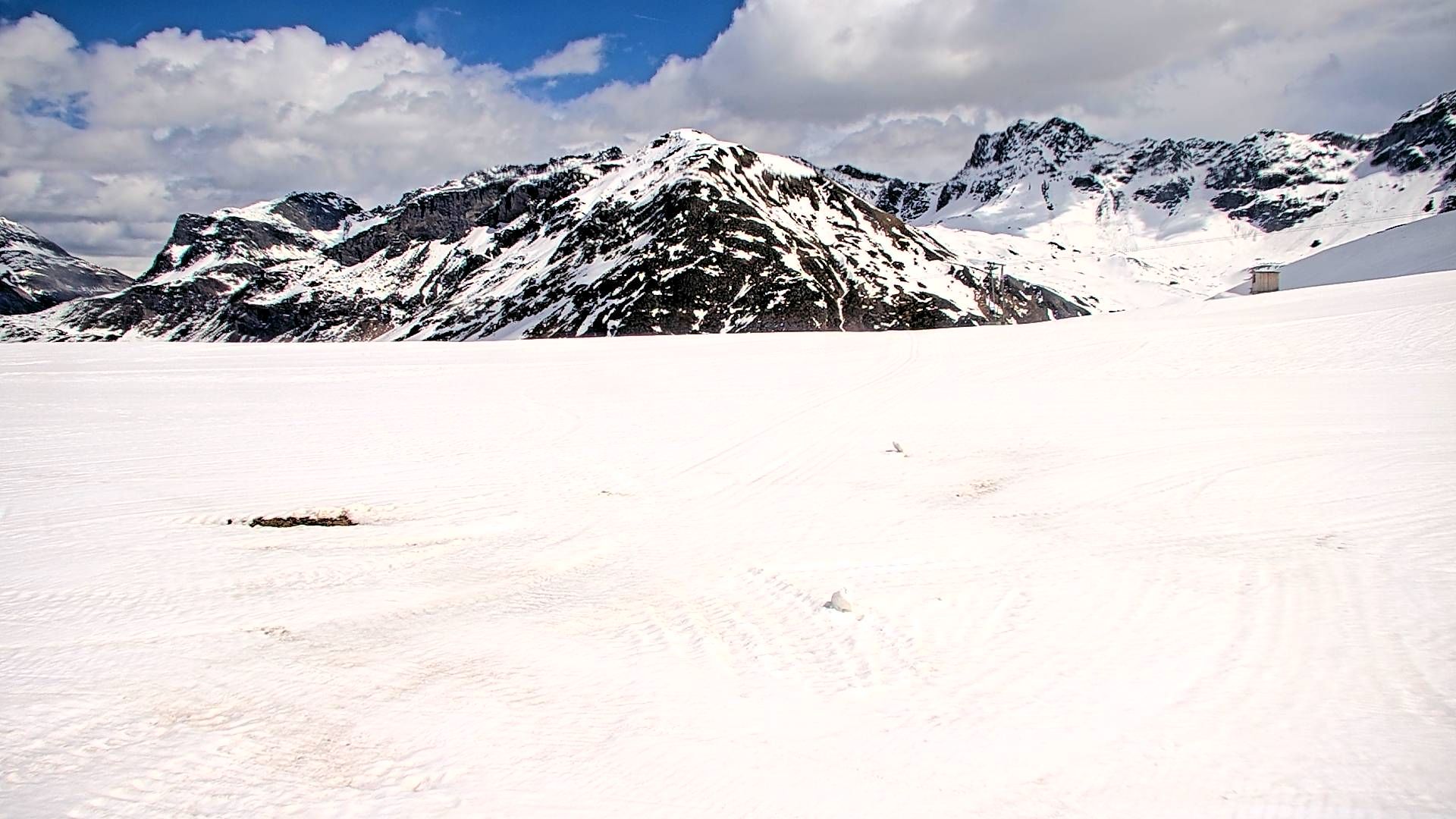 Bivio (Stalla): Bivio Sportanlagen AG