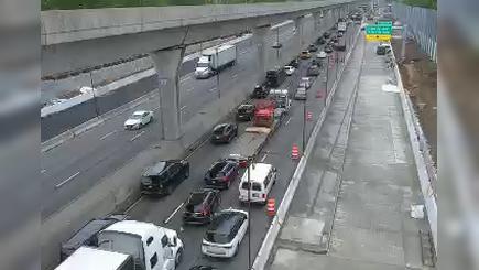 Traffic Cam New York › North: I-678 at 109th Avenue