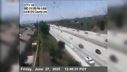 Traffic Cam Upland › East: I-210 : (109) 0.8 Miles East of County Line