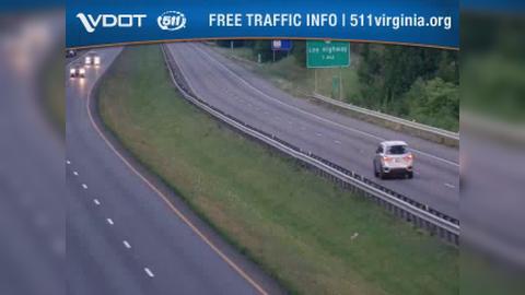 Traffic Cam Christiansburg: I-81 - MM 117.2 - NB