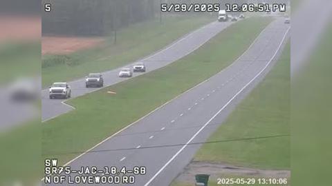 Traffic Cam Cottondale: US231-MM 18.4SB-N of Lovewood