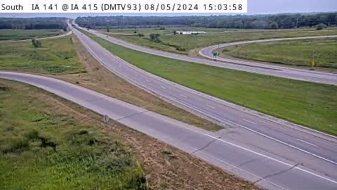 Traffic Cam Andrews: DM - IA 141 @ IA 415 (93)