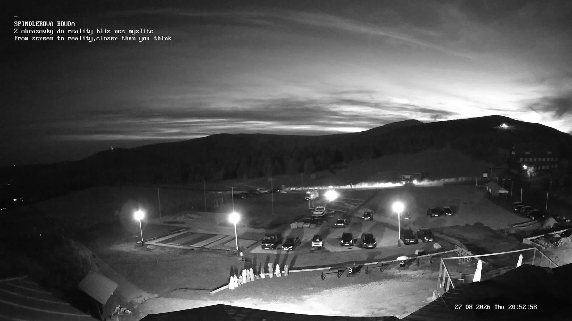 Traffic Cam Spindleruv Mlyn › South-West: Spindler's Mountain Hotel - Maiden Rocks - Mužské kameny - Medvědín - Wielki Szyszak