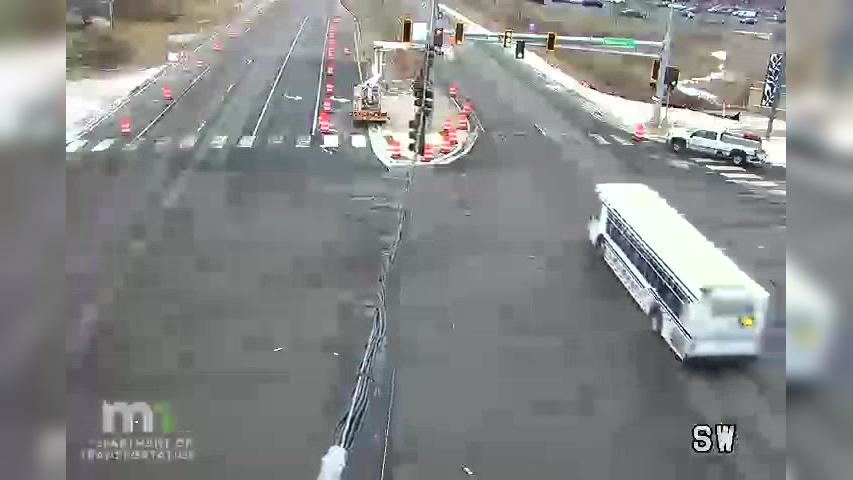Traffic Cam Plymouth: T.H.55 EB @ Vicksburg Ln