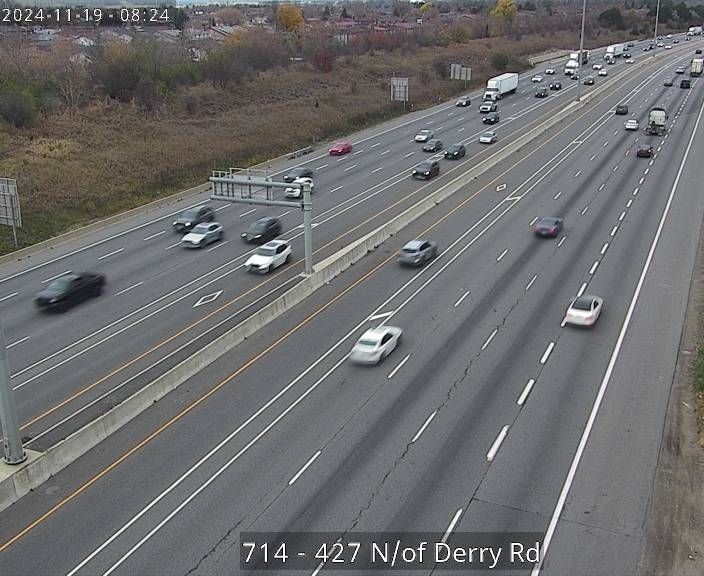 Traffic Cam West Humber-Clairville: Highway 427 North of Derry Road