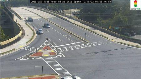 Traffic Cam Kennesaw: COBB-CAM-324--1