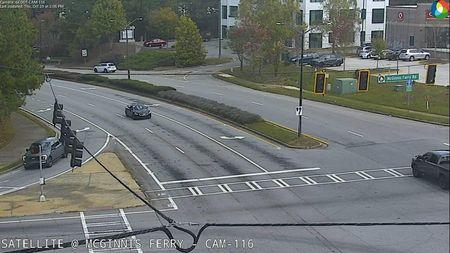 Traffic Cam Suwanee: GWIN-CAM-116--1