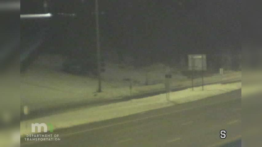 Traffic Cam Bloomington: MN 77: T.H.77 SB S of Killebrew Dr