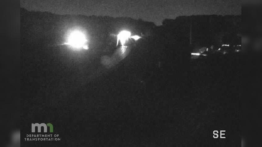 Traffic Cam Rochester: US 52: T.H.52 SB @ Mayowood Rd (MP)