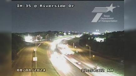 Traffic Cam Sunnydale › North: I-35 @ E Riverside