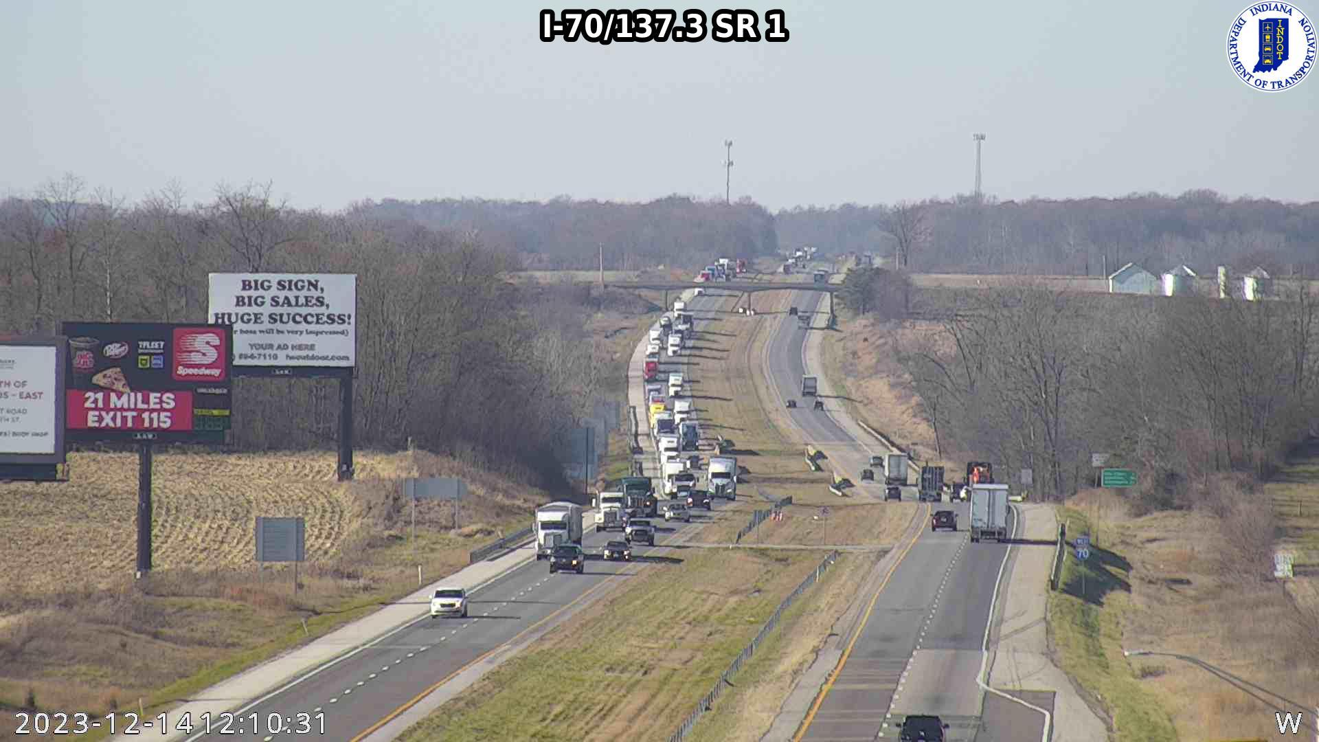 Traffic Cam Jacksonburg: I-70: I-70/137.3 SR