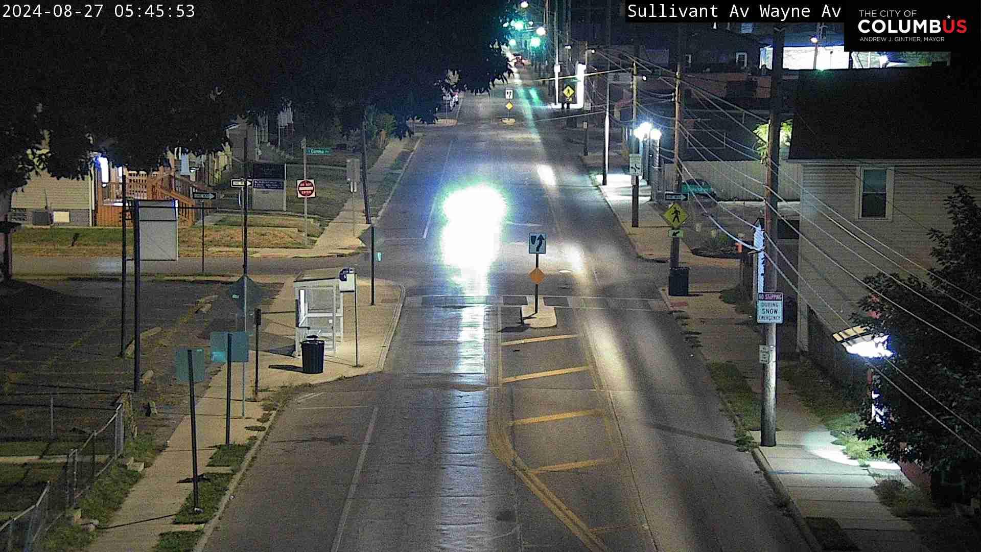 Traffic Cam Valleyview: City of Columbus) Sullivant Ave at Wayne Ave