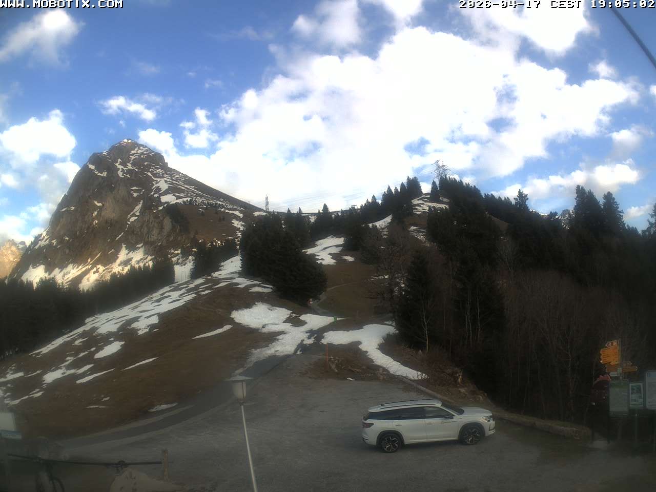 Mollis: Naturfreundehaus Fronalp, Skigebiet Schilt oberhalb - Glarnerland, Schweiz