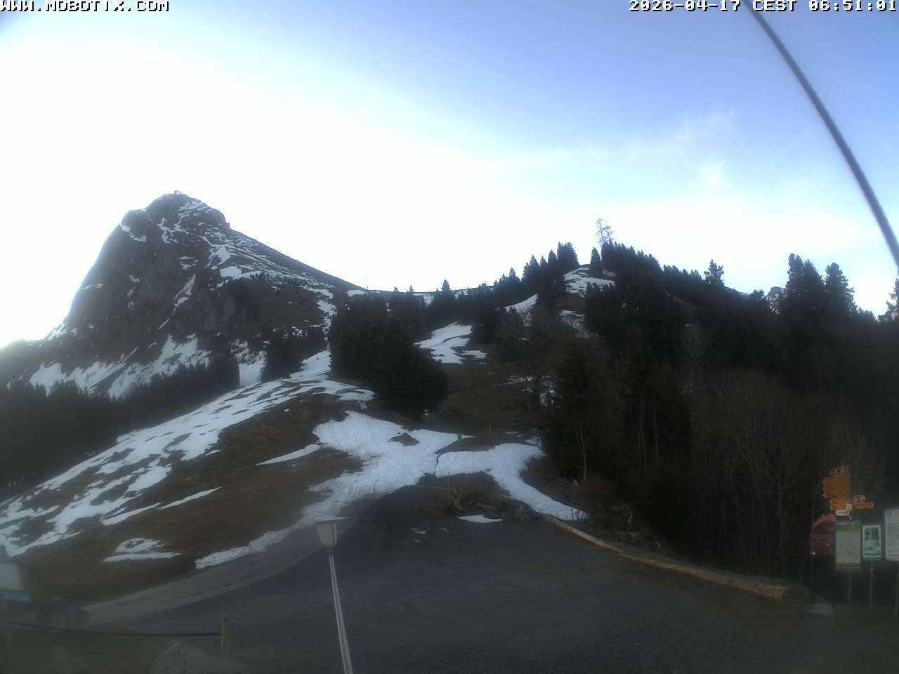 Mollis: Naturfreundehaus Fronalp, Skigebiet Schilt oberhalb - Glarnerland, Schweiz