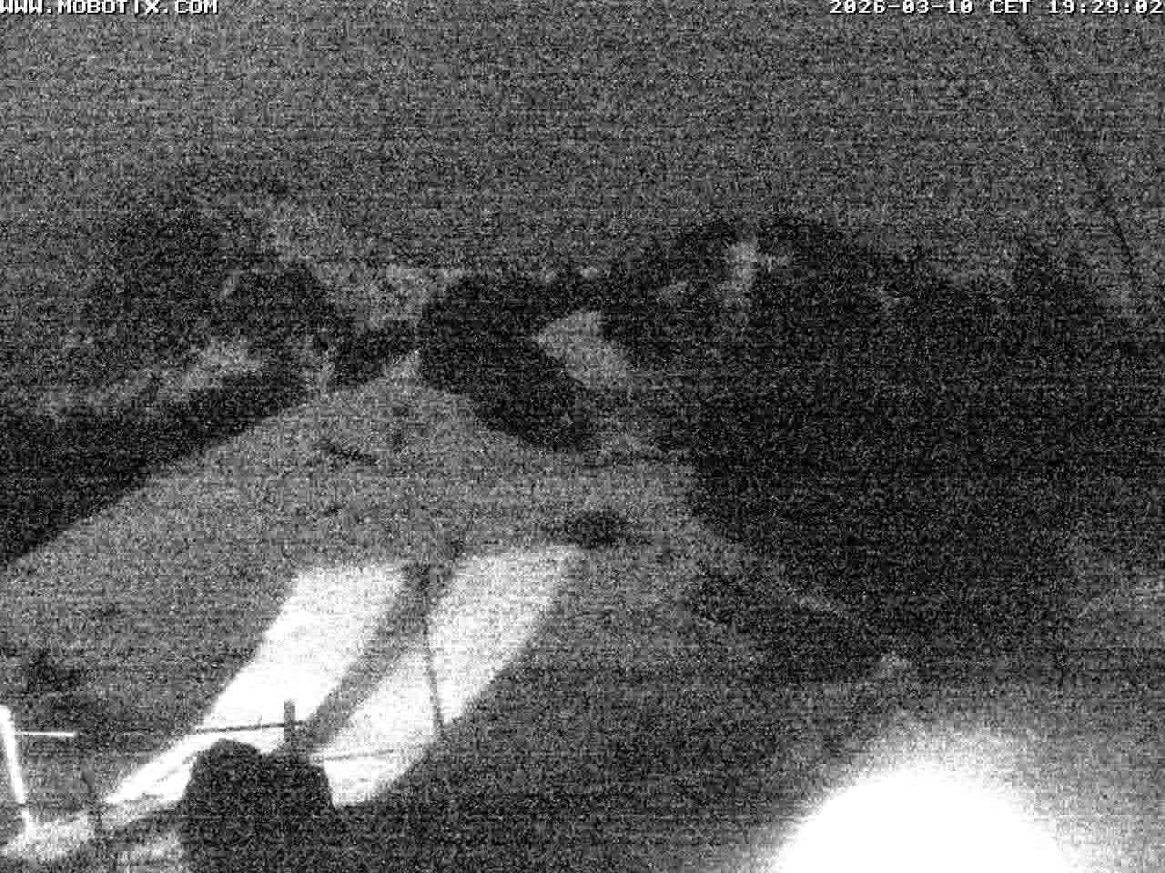 Mollis: Naturfreundehaus Fronalp, Skigebiet Schilt oberhalb - Glarnerland, Schweiz