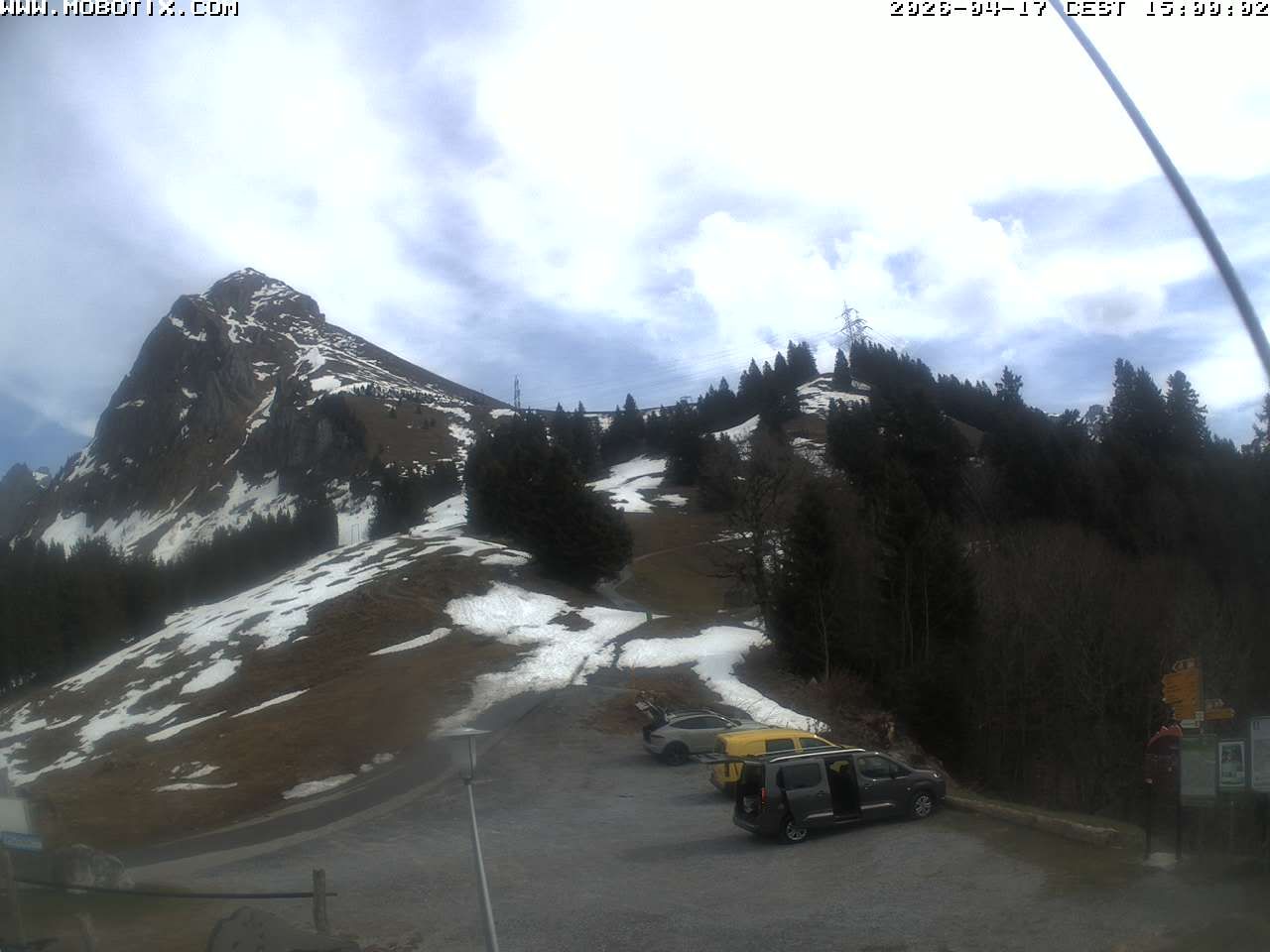 Mollis: Naturfreundehaus Fronalp, Skigebiet Schilt oberhalb - Glarnerland, Schweiz
