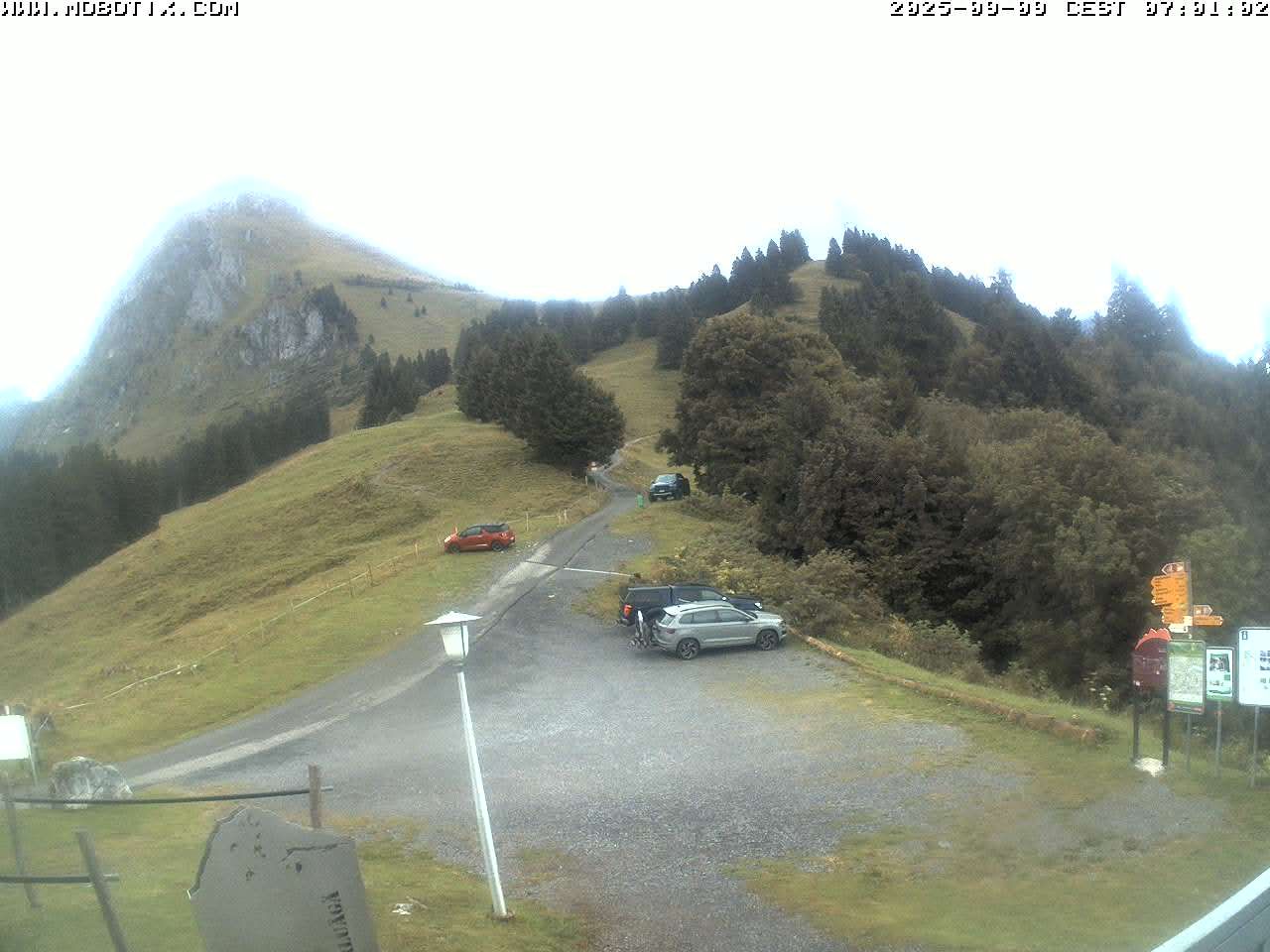 Vollbild: Mollis: Naturfreundehaus Fronalp, Skigebiet Schilt oberhalb - Glarnerland Wetter Swiss ...