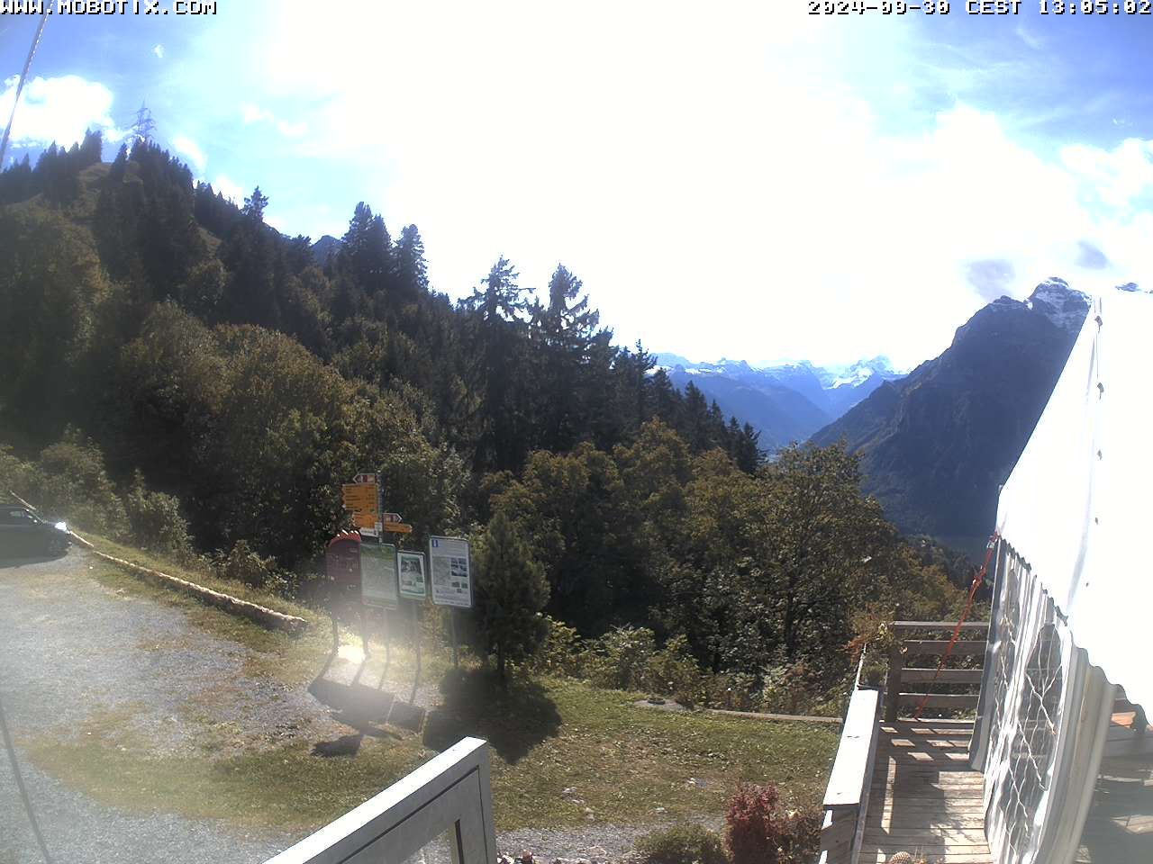 Mollis: Naturfreundehaus Fronalp, Skigebiet Schilt oberhalb - Glarnerland