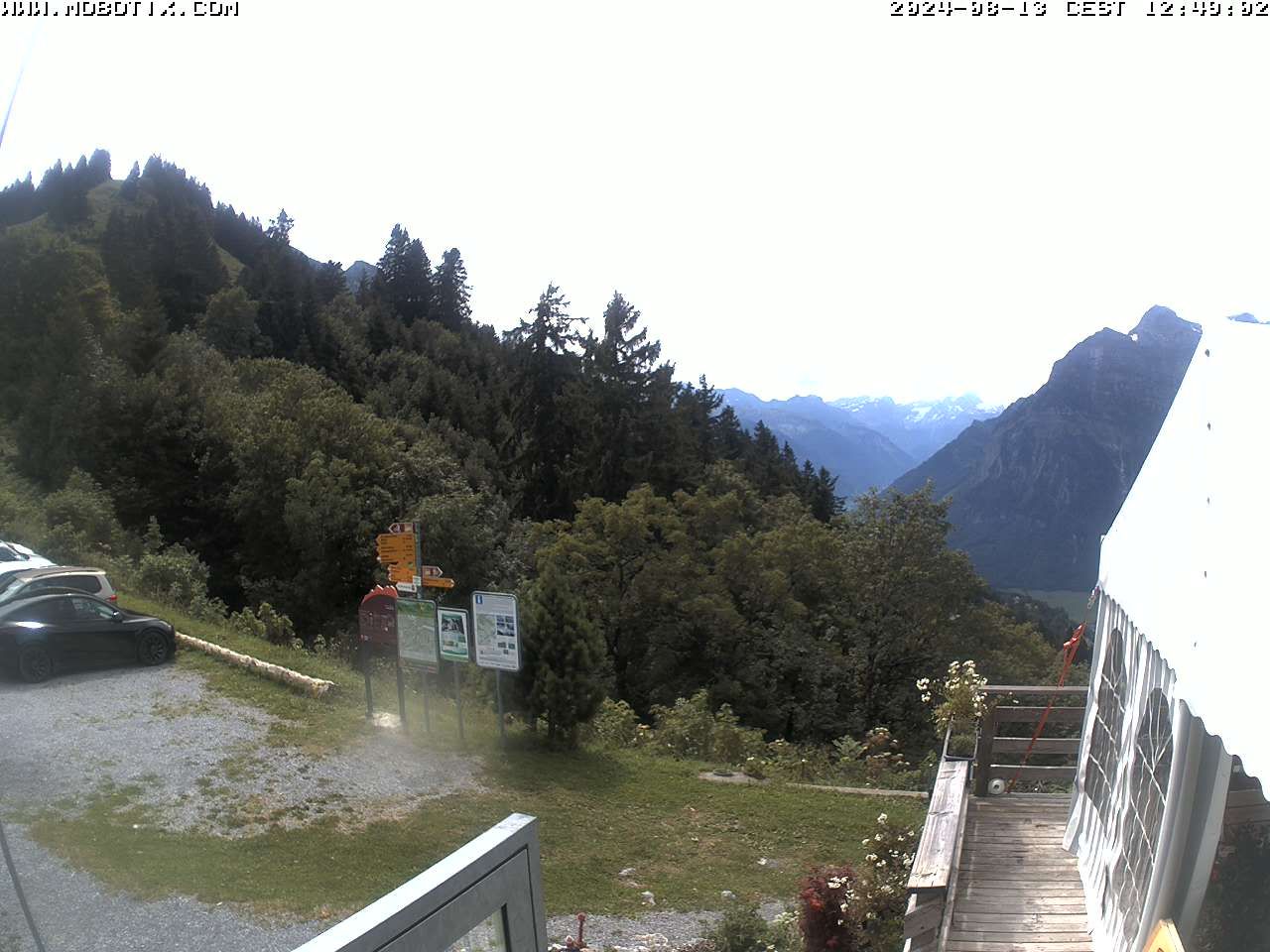 Mollis: Naturfreundehaus Fronalp, Skigebiet Schilt oberhalb - Glarnerland