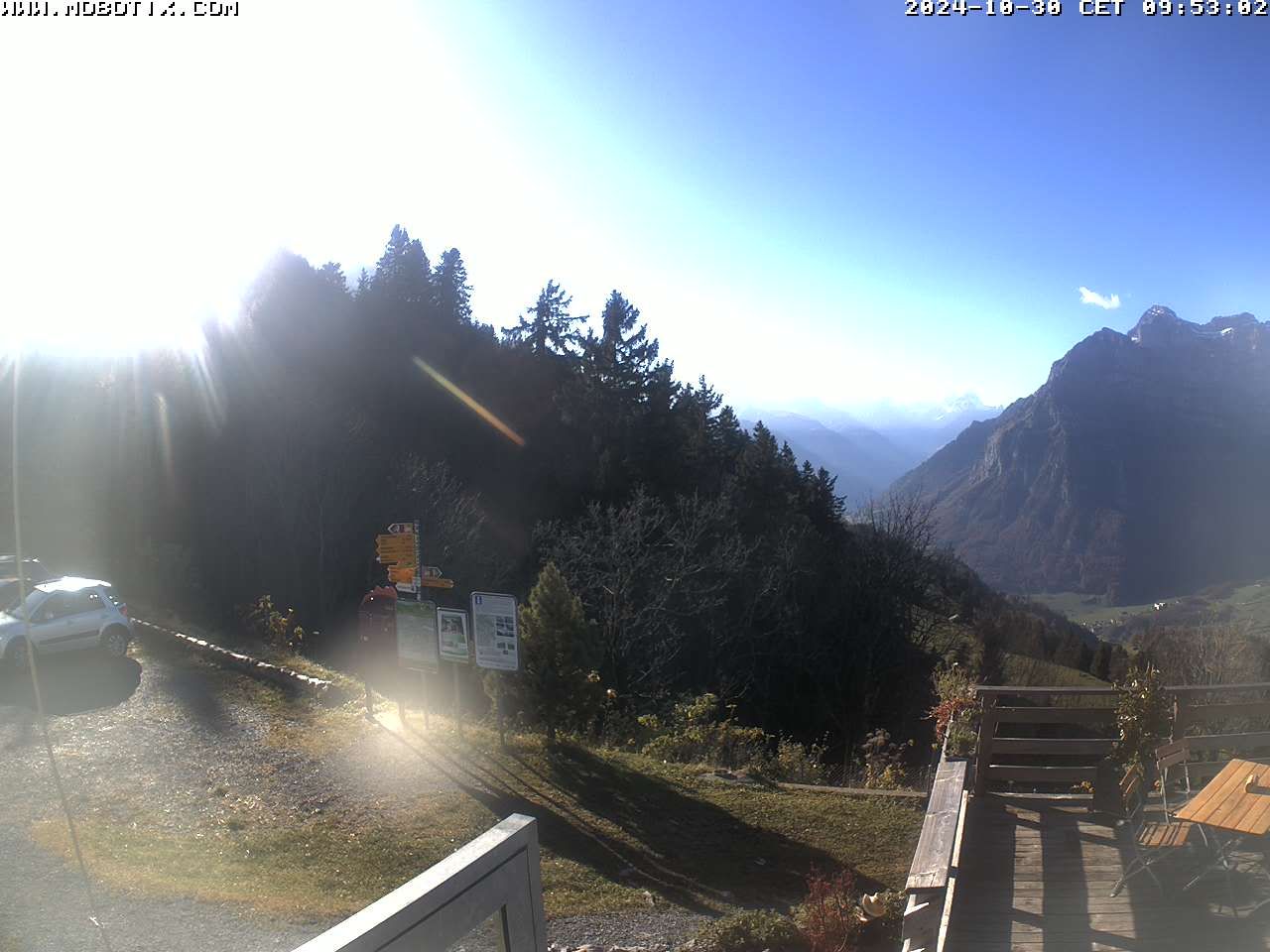 Mollis: Naturfreundehaus Fronalp, Skigebiet Schilt oberhalb - Glarnerland